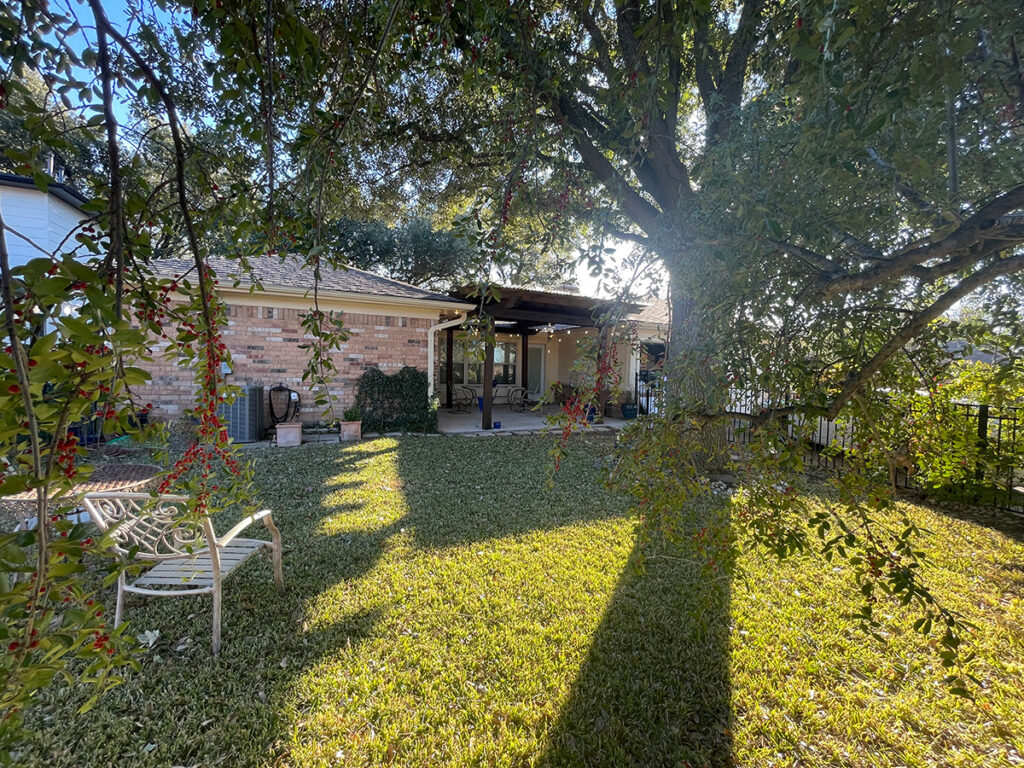 Backyard and Covered Deck of 7647 Querida Lane Dallas Texas 75248 for sale by owner